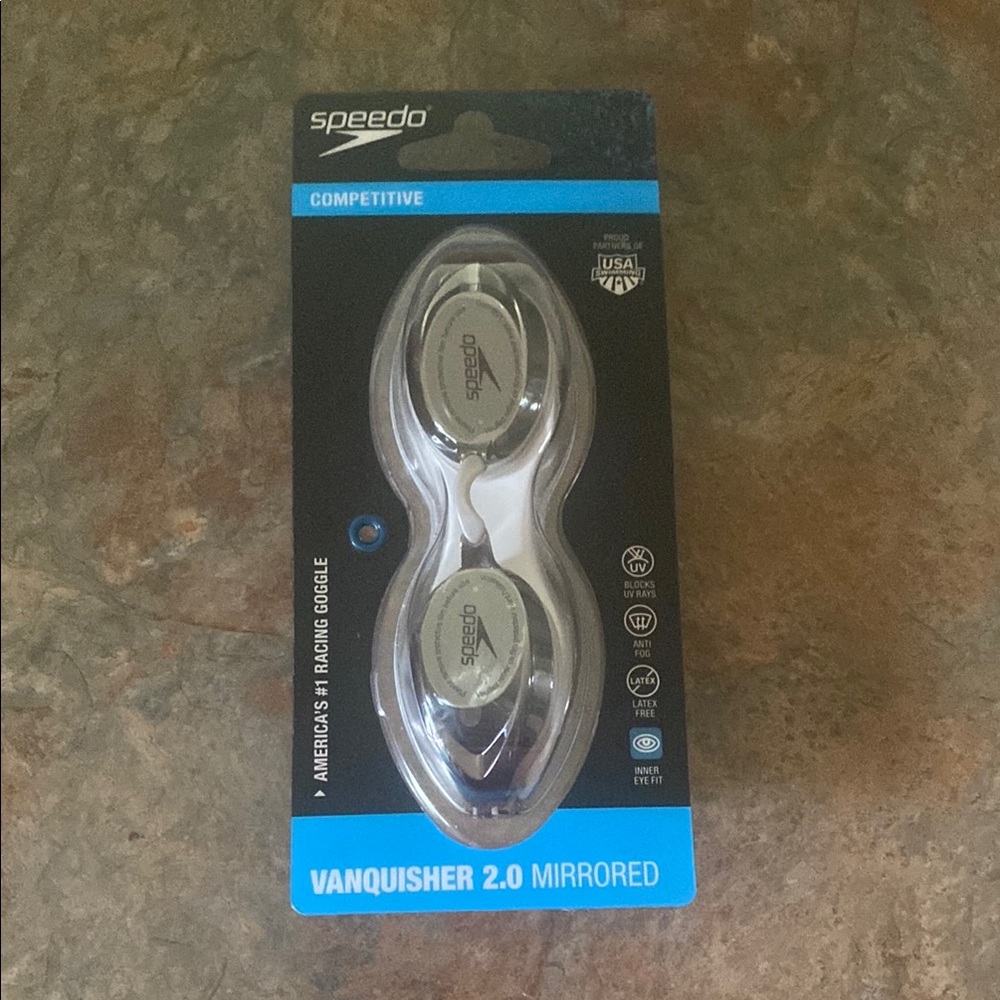 Speedo Vanquisher 2.0 Mirrored Uni-Sex Swim Goggles - Silver and Black NWT